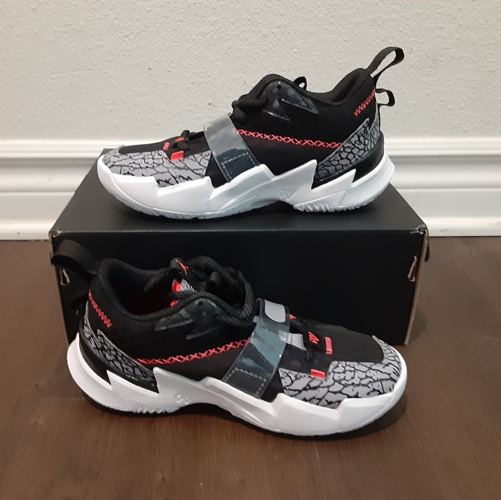 Jordan - Picture 2 of 4